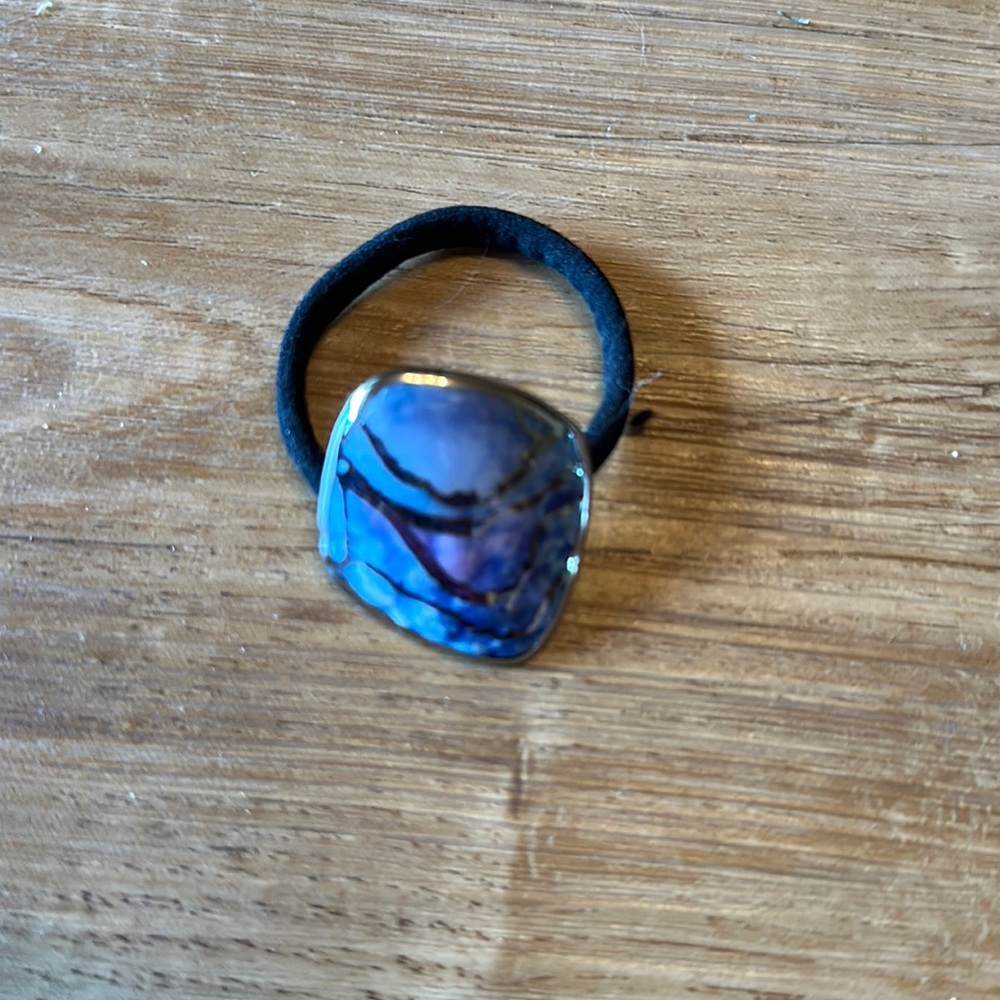 Artisan hair tie